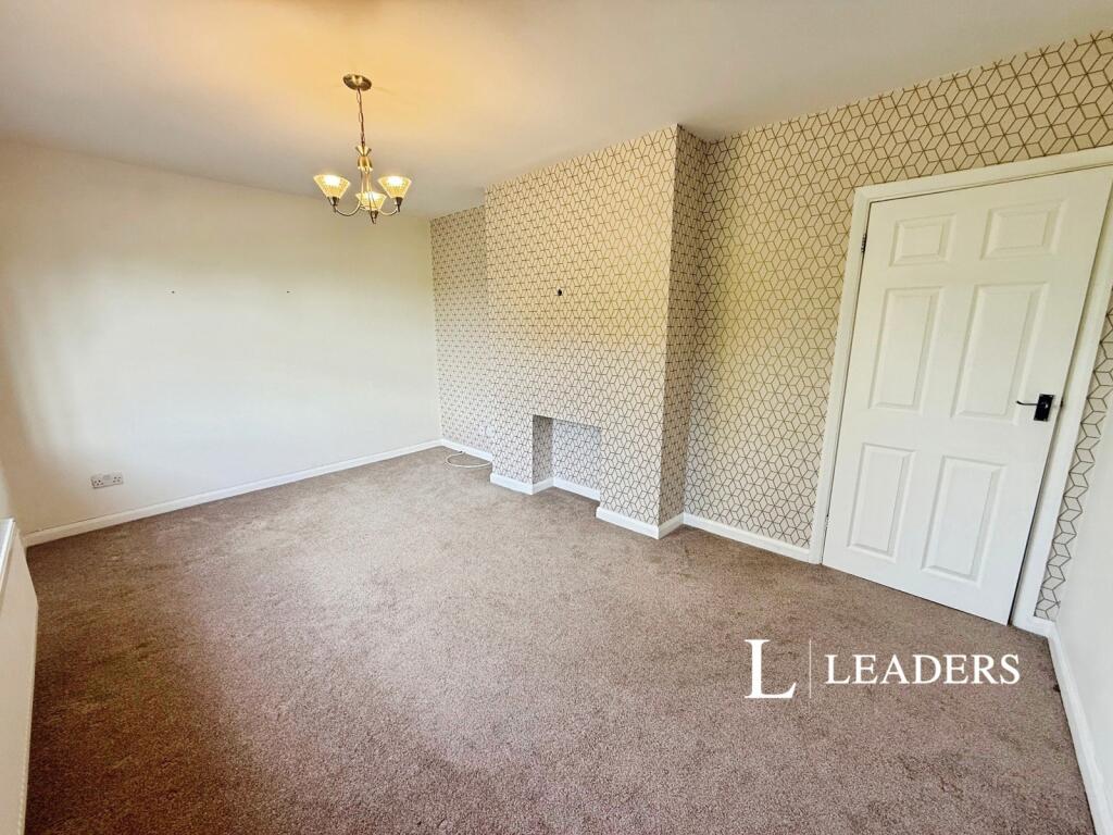 House in Stoke-on-Trent - View 2