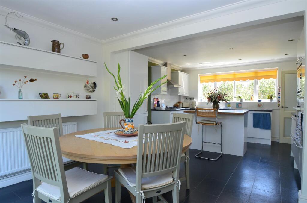 House in Nailsea, East End, North Somerset - More