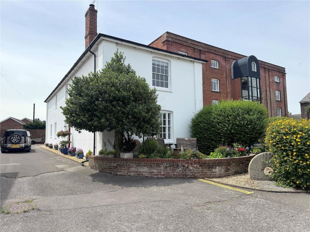 Main image of property: Lower Quay, Fareham, Hampshire, PO16