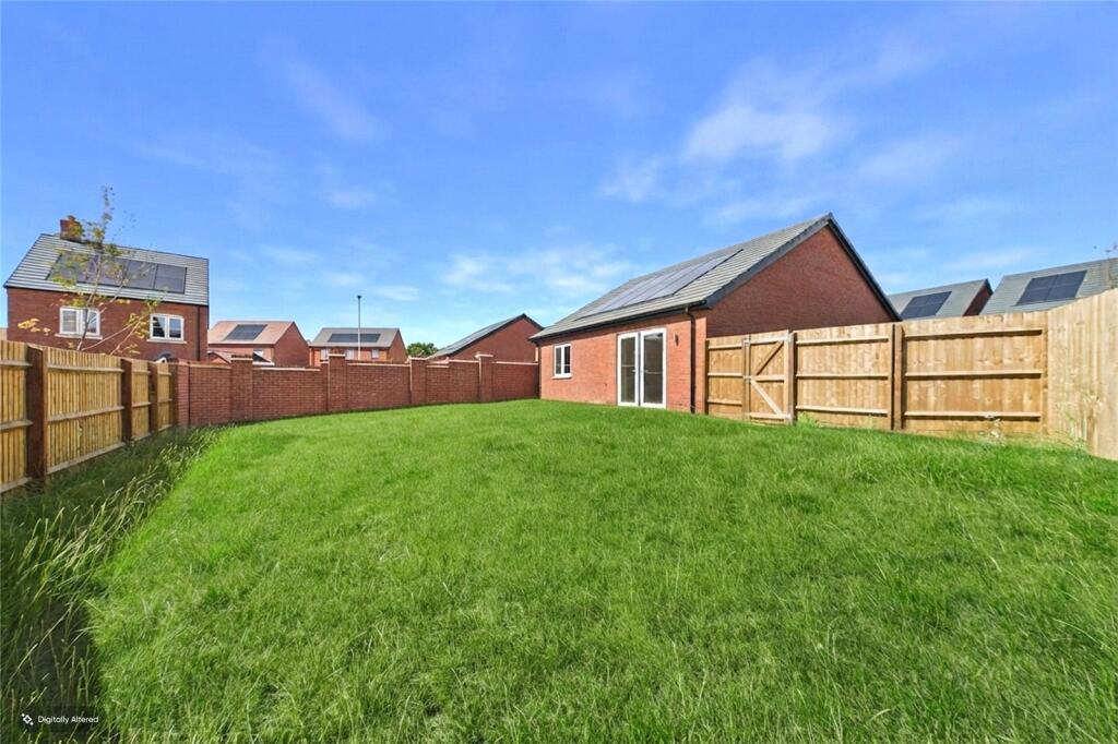 Main image of property: Bagshot Close, Kettering, Northamptonshire, NN16
