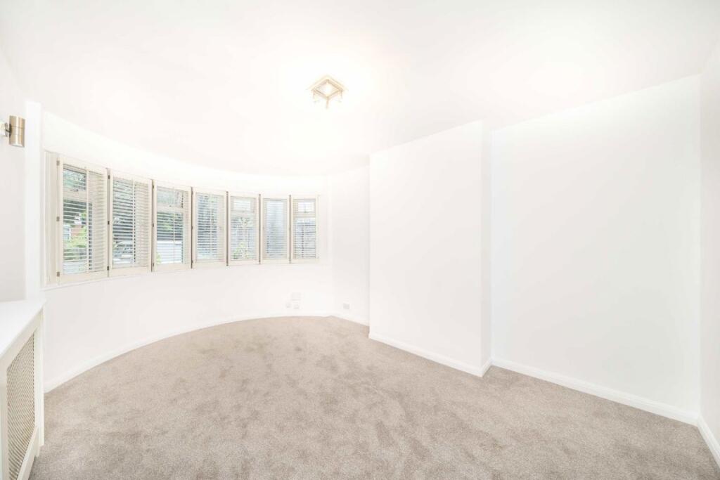 House in London - View 2