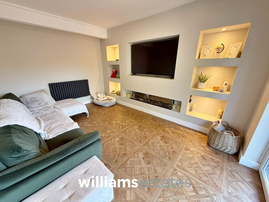 House in Llandudno - View 5