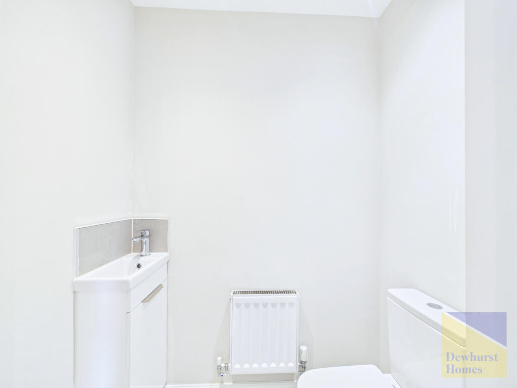 House in Ribble Valley, Longridge - More