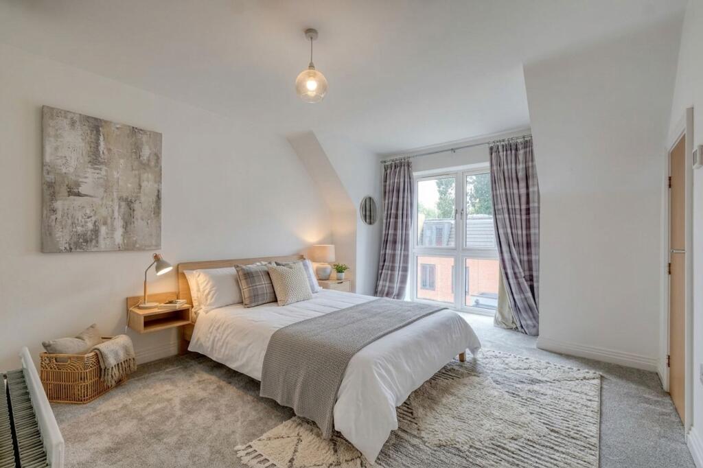 House in Birmingham, West Midlands - View 3