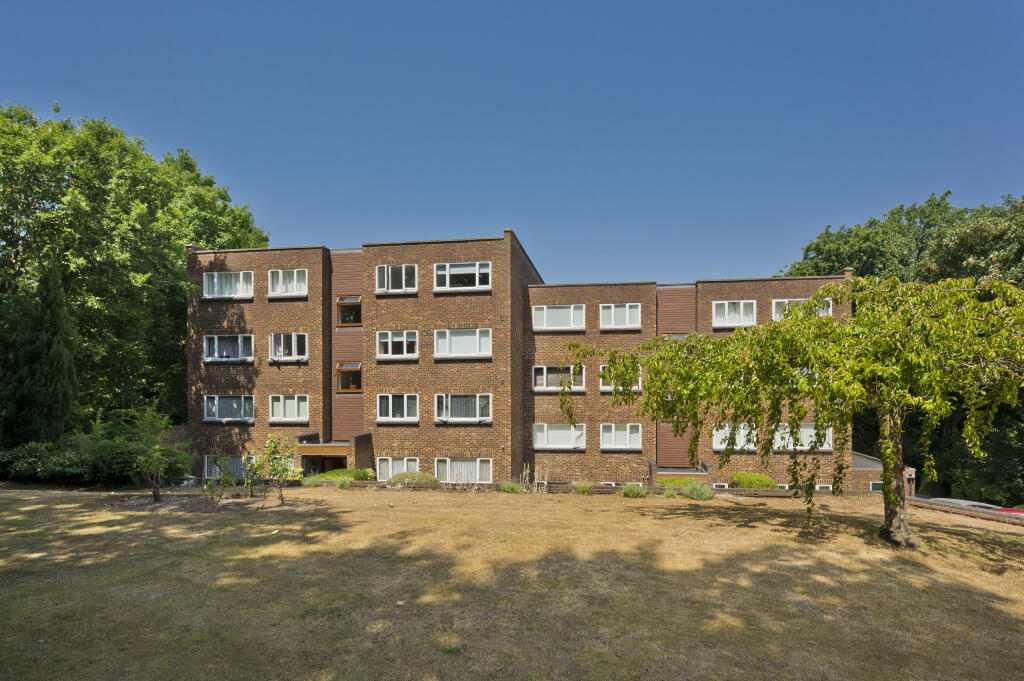 Main image of property: Farington Acres, Vale Road, Weybridge, Surrey, KT13