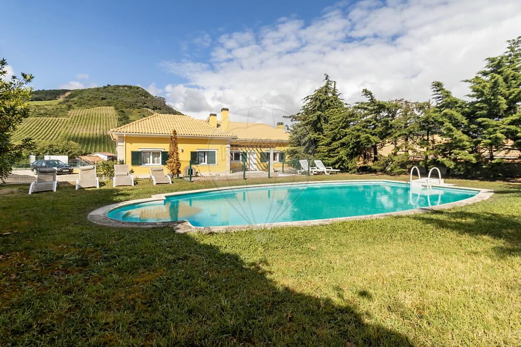 Main image of property: Lisbon, Sobral de Monte Agraço