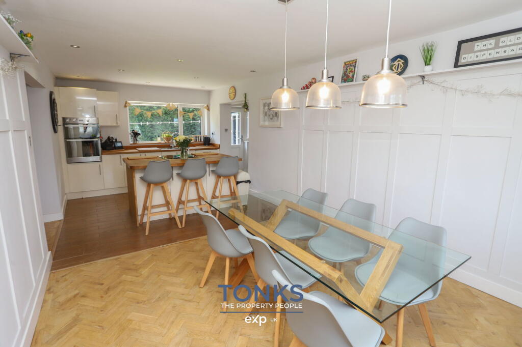 Additional image 6 of Unique one-of-a-kind home offering amazing space – Merton Close, Oldbury, B68 8NG