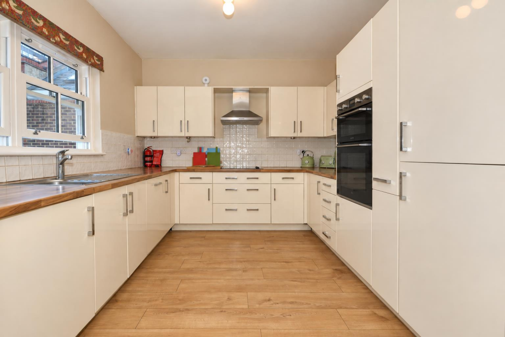 House in London - More