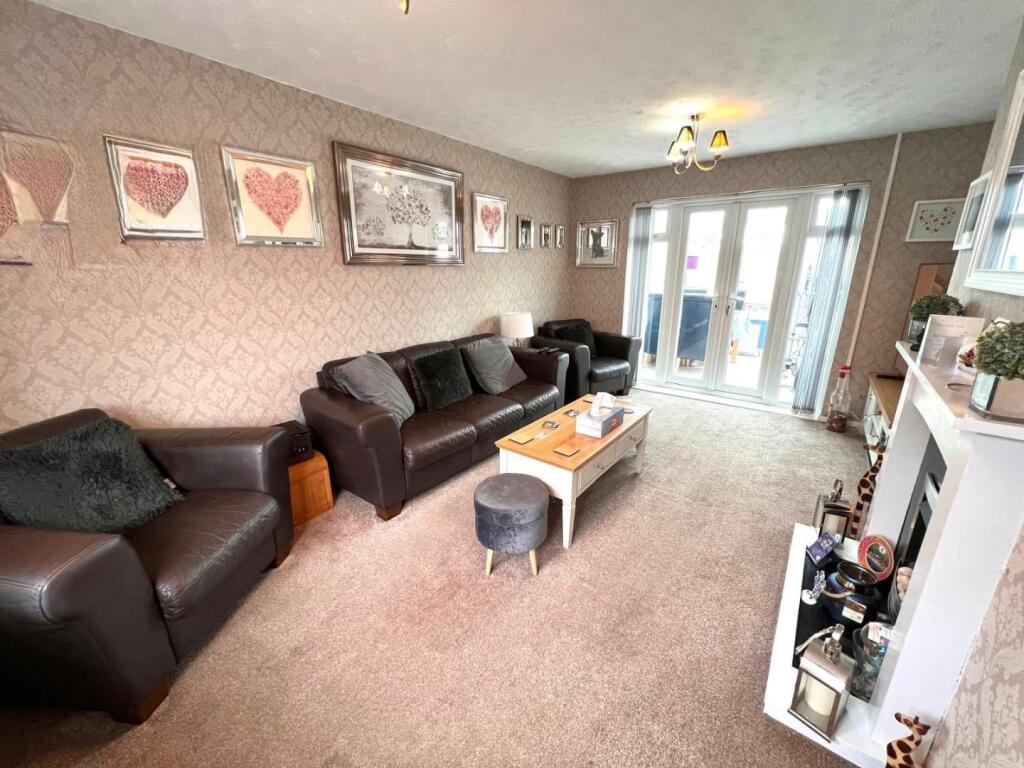 House in Northampton, West Northamptonshire - View 5
