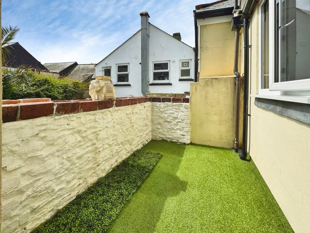 Apartment in Looe, Cornwall - View 4