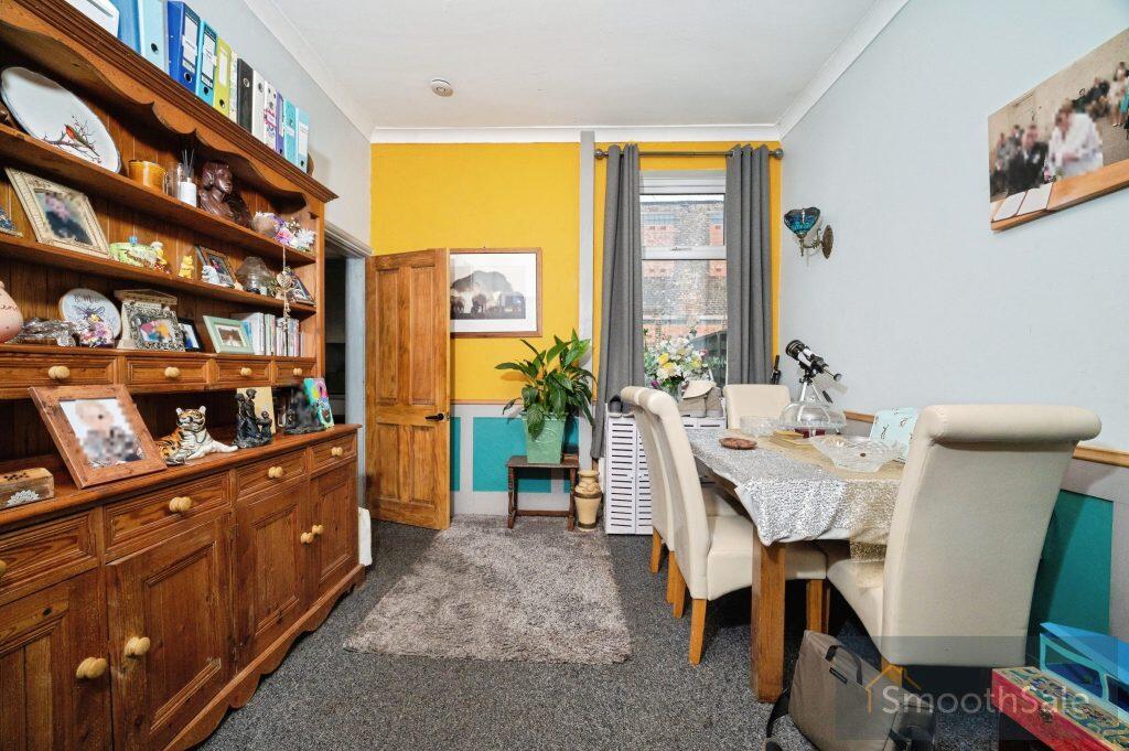 House in Doncaster - View 4