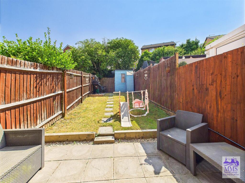 House in Chatham, Medway - View 3