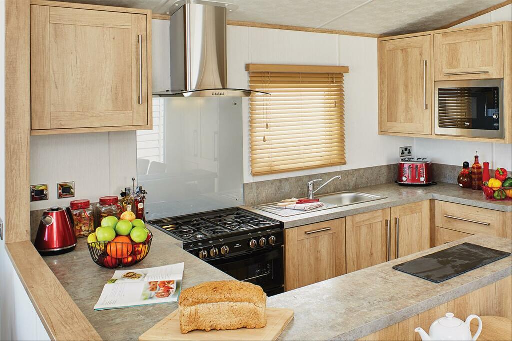 Cartford Lane, Little Eccleston, Preston - View 2