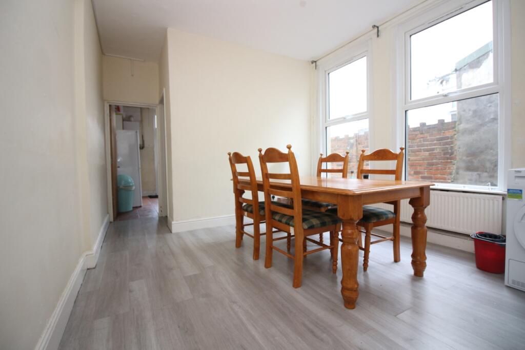 House in Cardiff, Plasnewydd, Roath - View 2