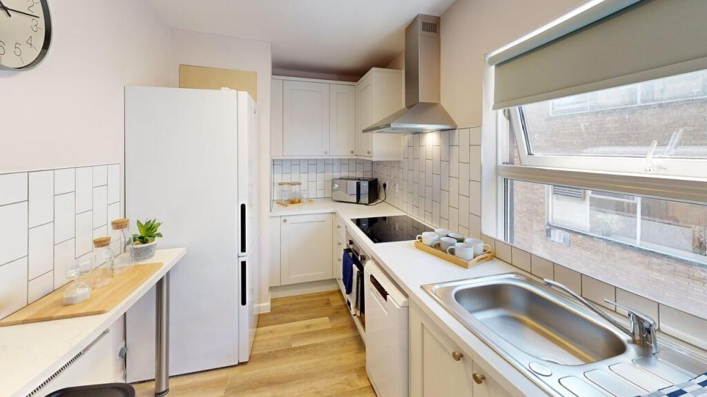 Flat 2, 1, Mark Lane BS1 5DG photo 4