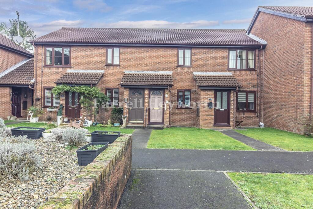 2-bed flat on Regent Court, Fulwood, Preston, £85,000