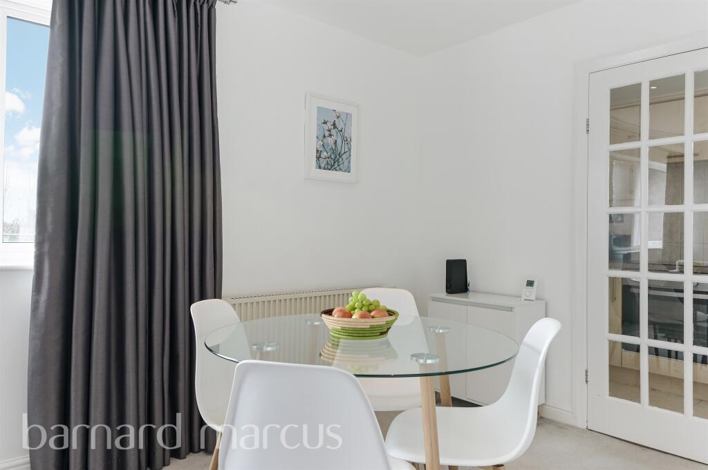 Delamere Road, London photo 3