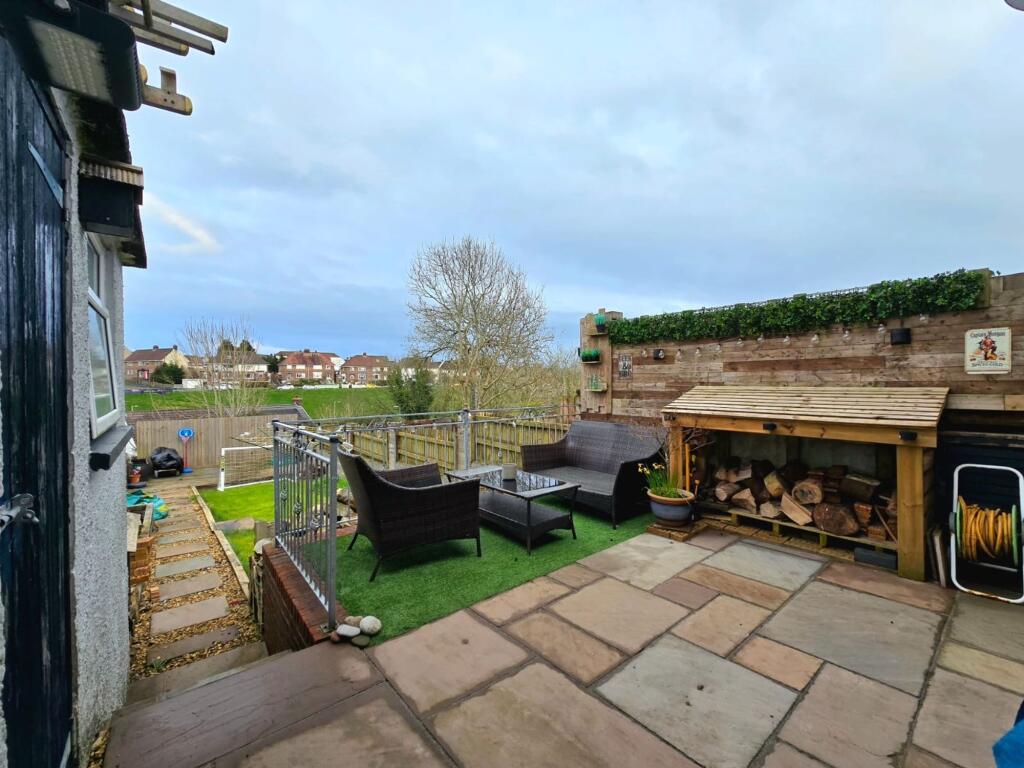 House in Bridgend - View 4