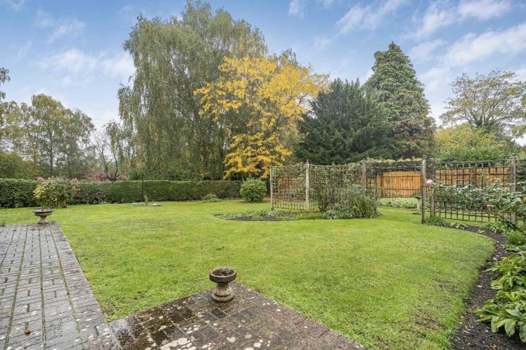 The Maltings, Luston, Leominster, Herefordshire, HR6 0EB photo 3