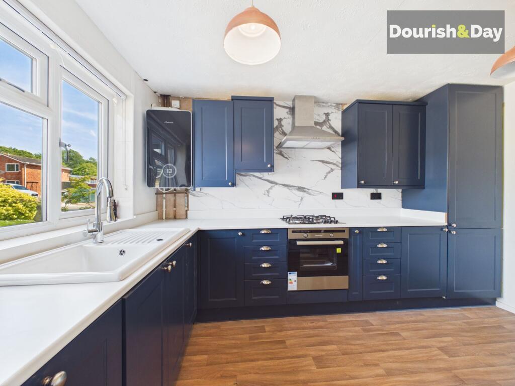 House in South Staffordshire, Penkridge - View 5