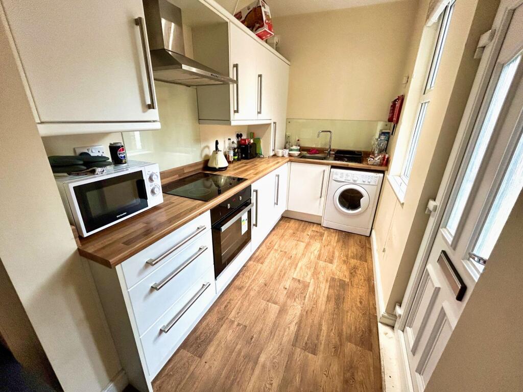 House in Sheffield, South Yorkshire - View 3