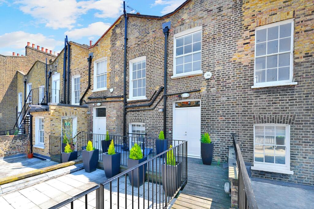 Main image of property: Kings Road, London, SW3