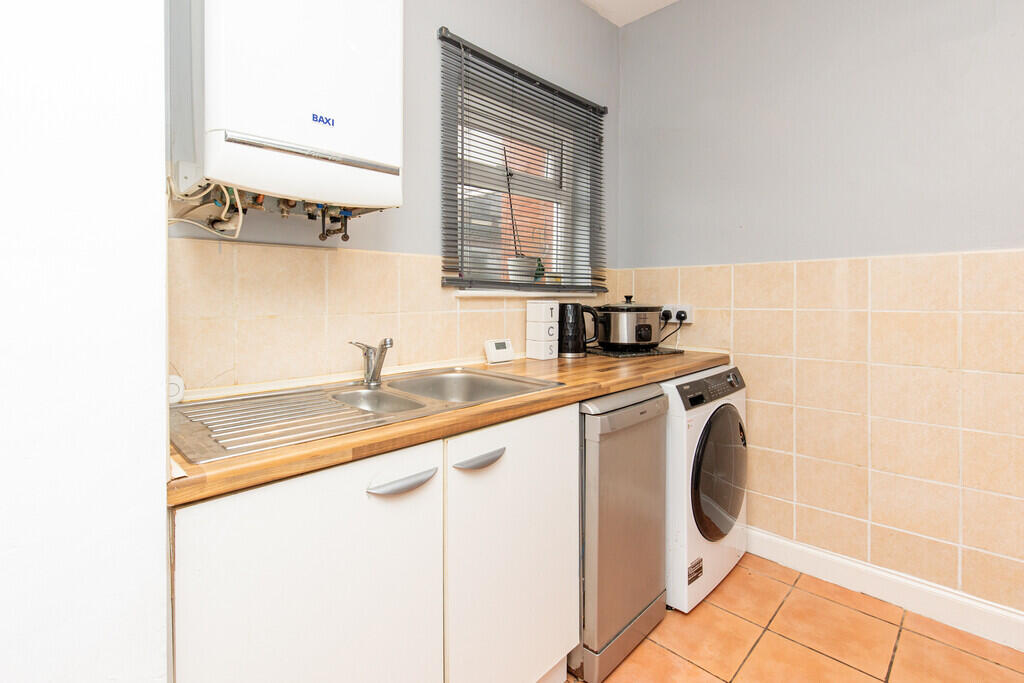 Ward Street, Lostock Hall photo 4