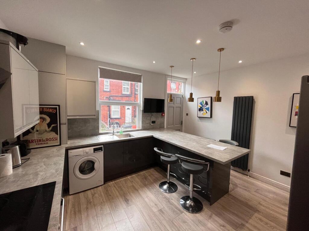 Main image of property: Burchett Place, Woodhouse, Leeds, West Yorkshire, LS6