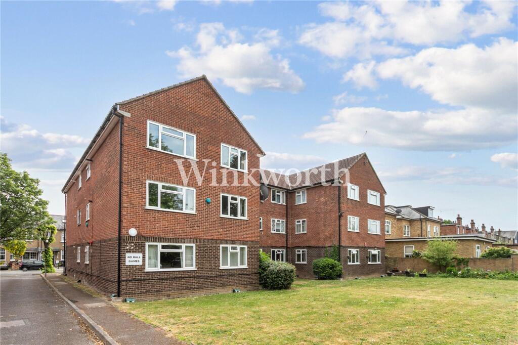 Apartment in London - View 3