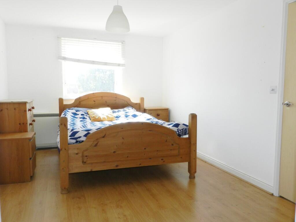 Orton Grove, Enfield, Greater London, EN1 photo 4