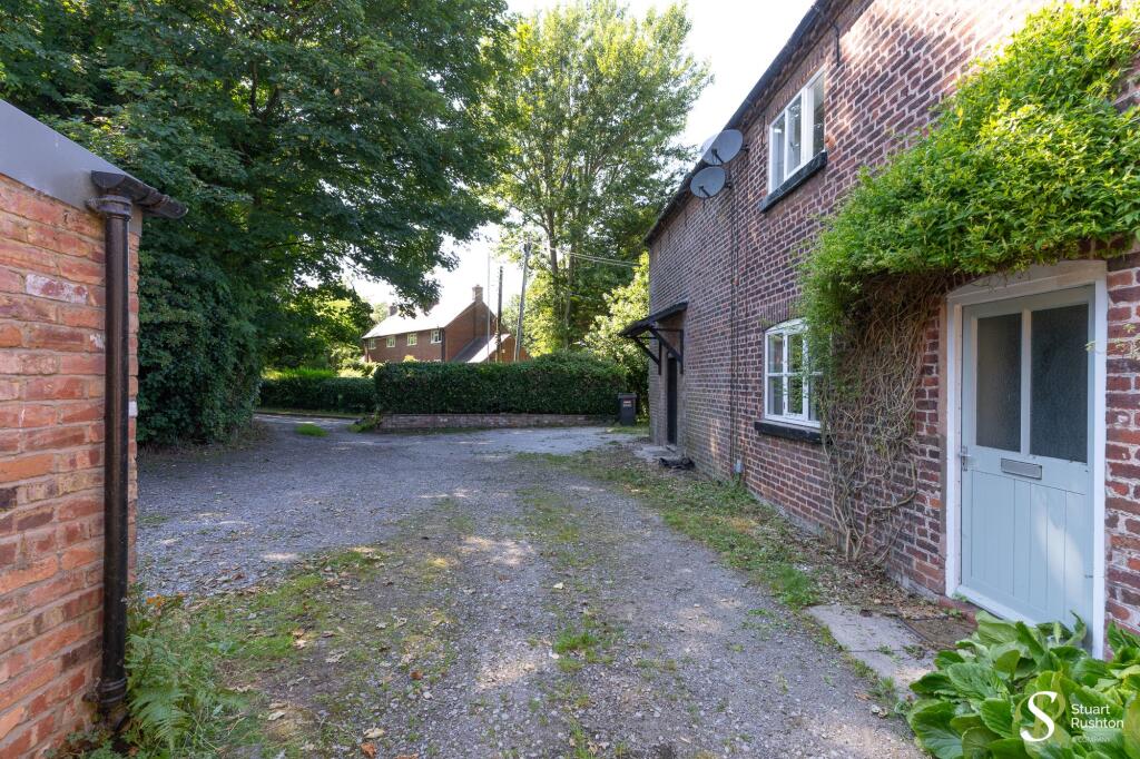 House in Warrington - View 3