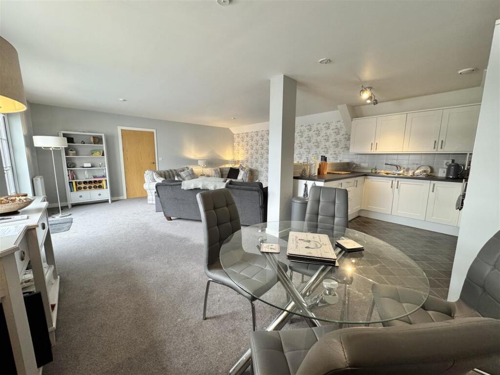 House in Penrith, Penrith New Squares, Castletown - View 4