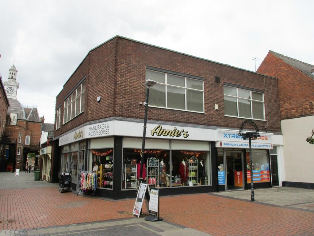 Main image of property: First Floor Offices , 8A Exchange Street, Retford, Nottinghamshire, DN22 6BL