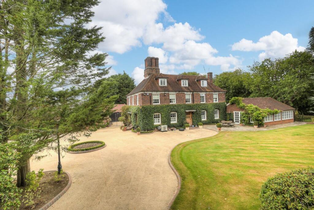 Main image of property: Ongar Road, Brentwood CM15