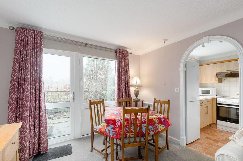 2 Whitestone Court, Innerleithen Road, Peebles, EH45 8BN photo 4