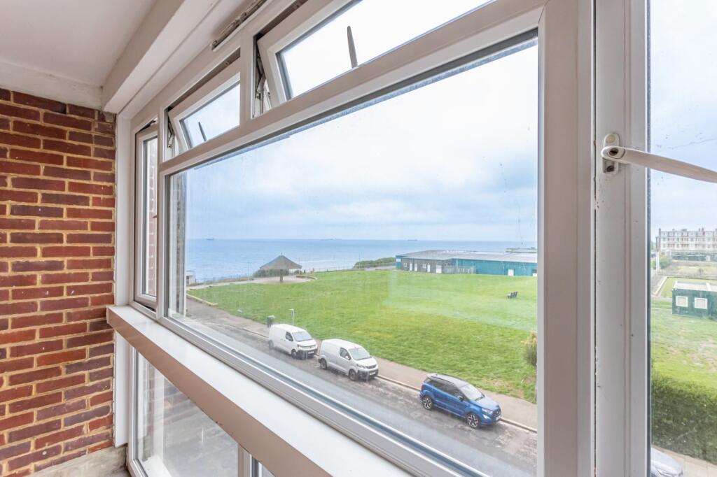 Apartment in Canterbury - View 5