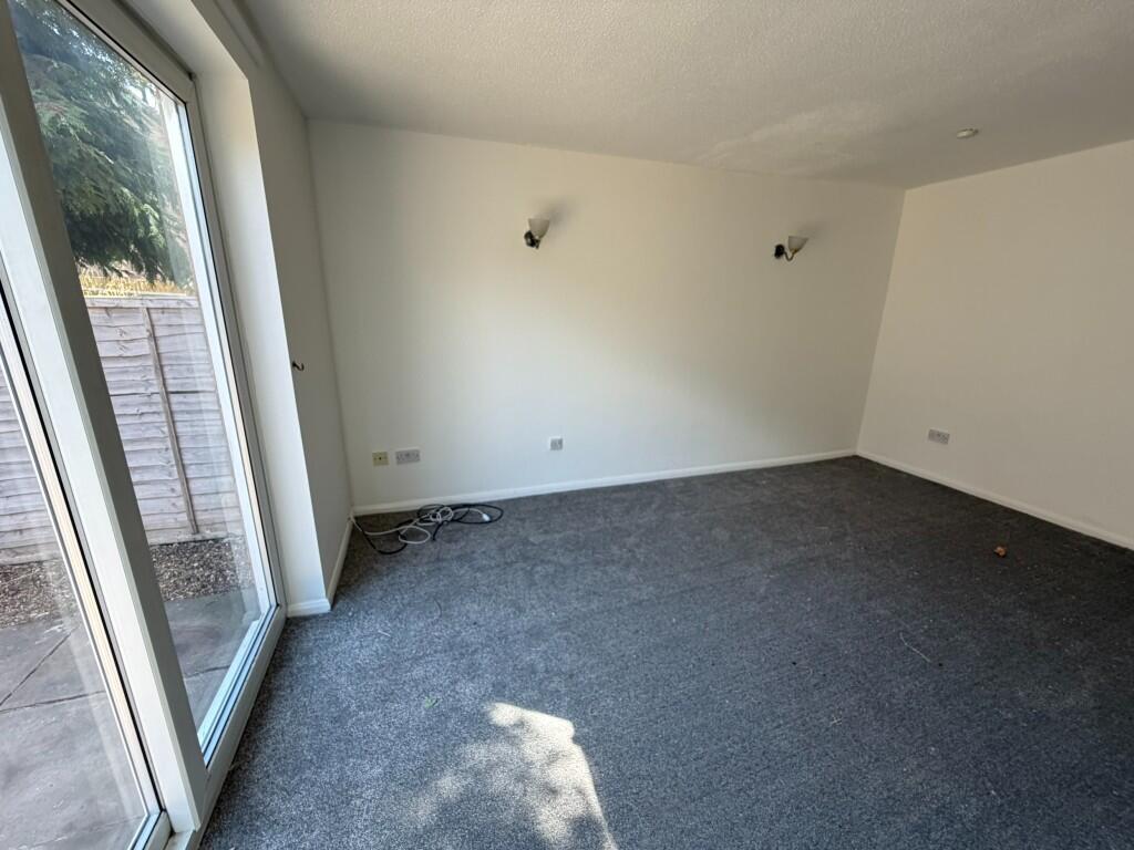 House in Daventry, Southbrook - More