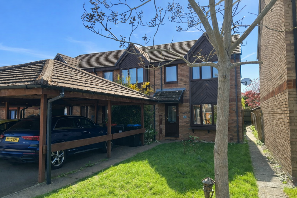 Main image of property: Kaplan Close, MK5