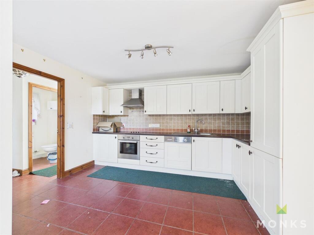 House in Llandrinio - View 2