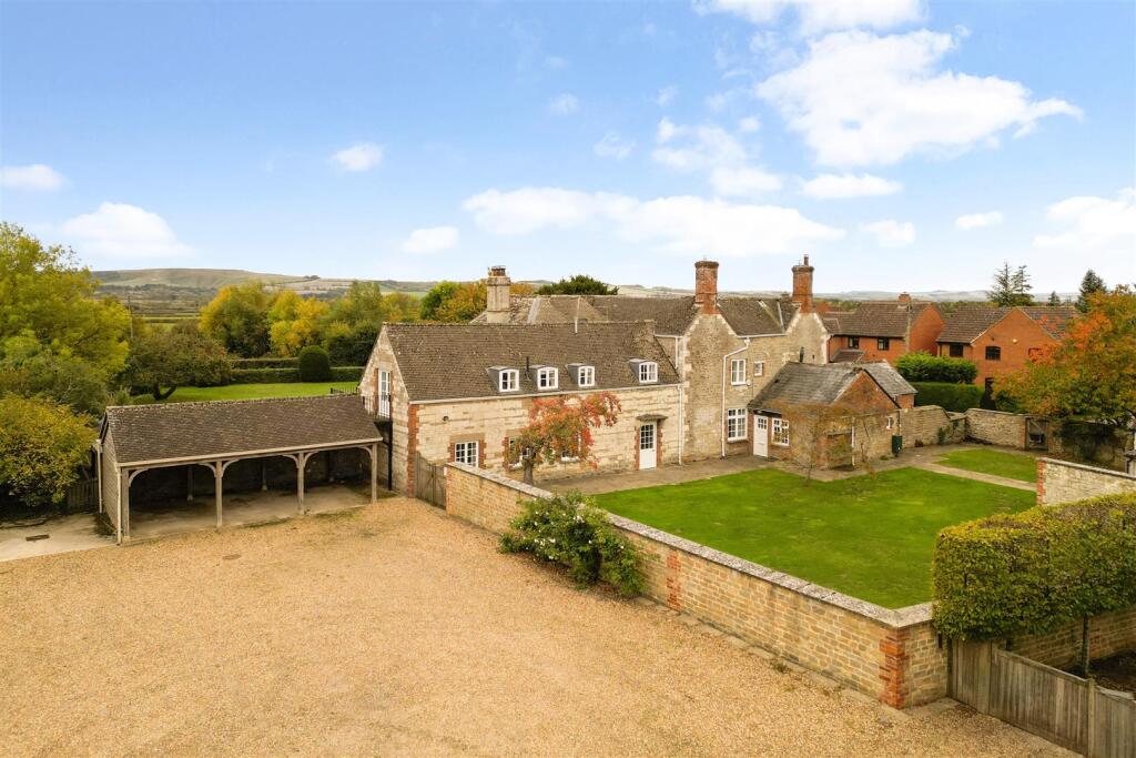 Main image of property: Longcot, Oxfordshire