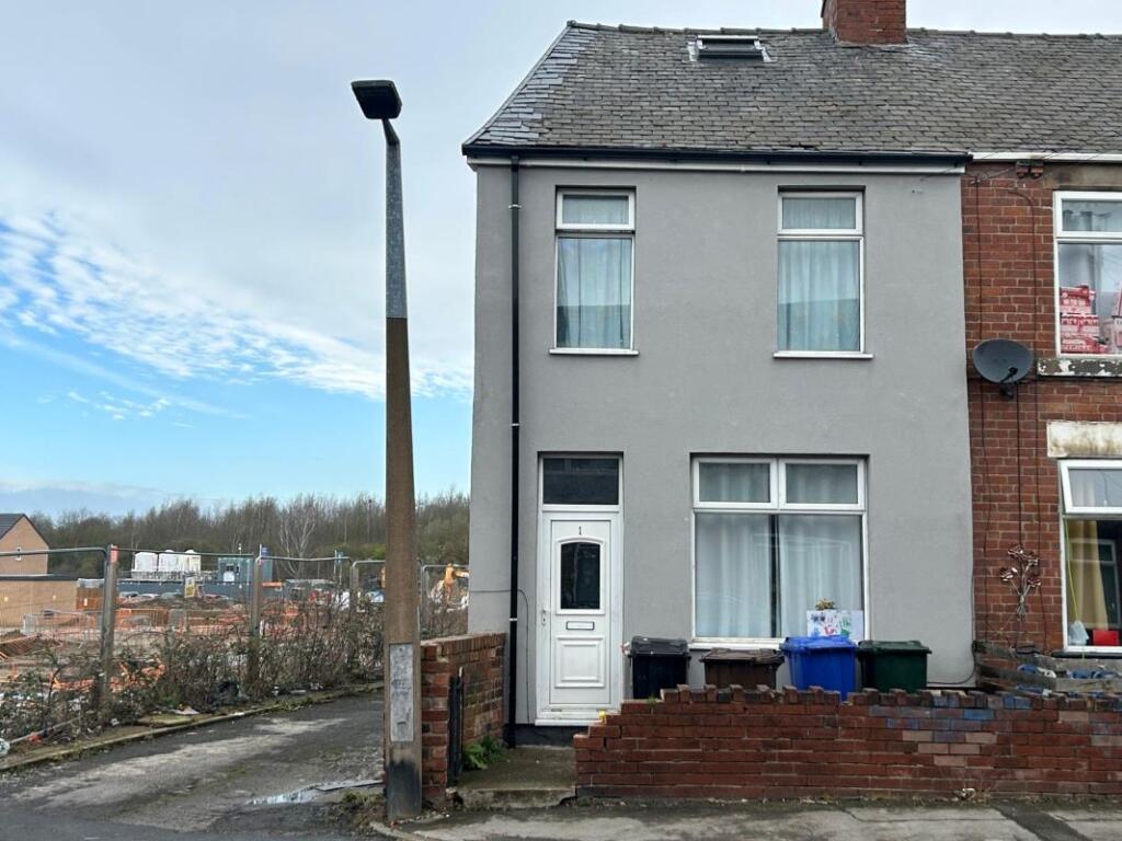 Main image of property: 1 Kathleen Street, Goldthorpe, Rotherham, South Yorkshire, S63 9JL