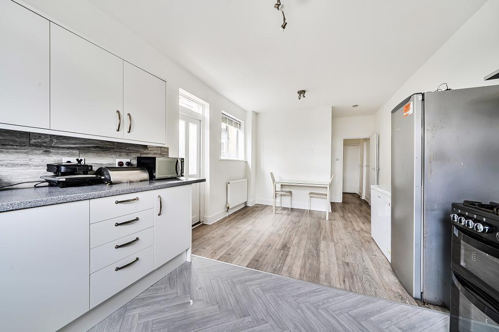 House in London, West Green - View 4
