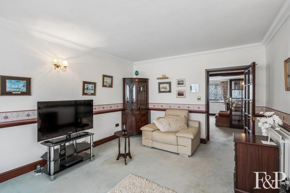 House in Old Windsor, Windsor and Maidenhead - More