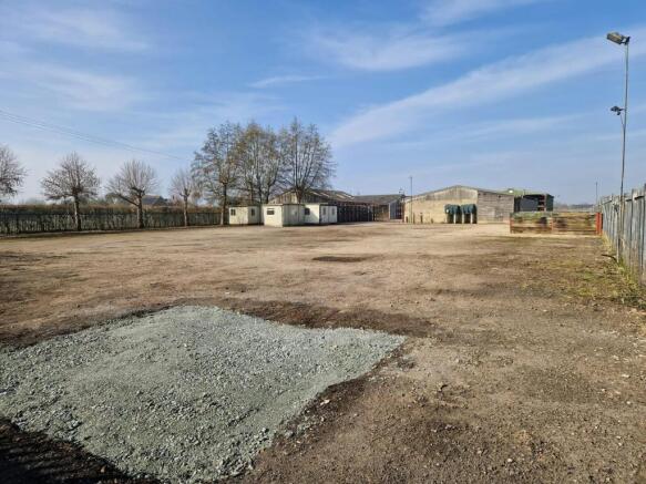 yard area .jpg