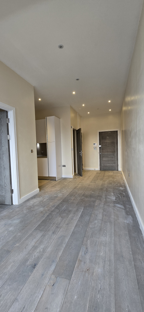 Apartment in Slough - View 3