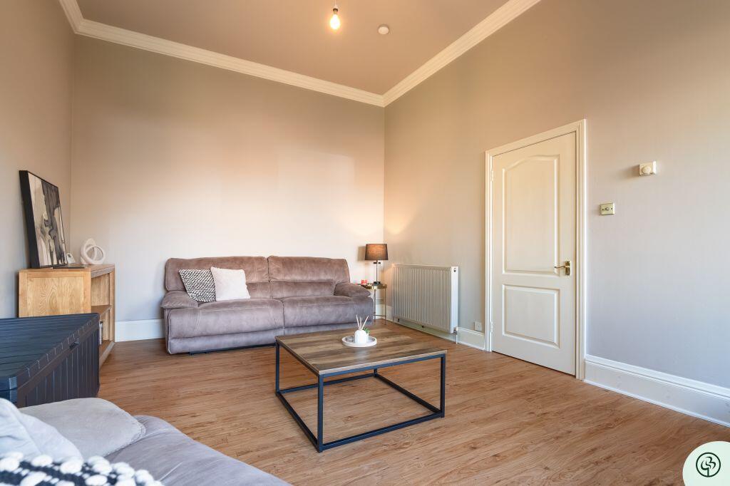 Apartment in Paisley - More