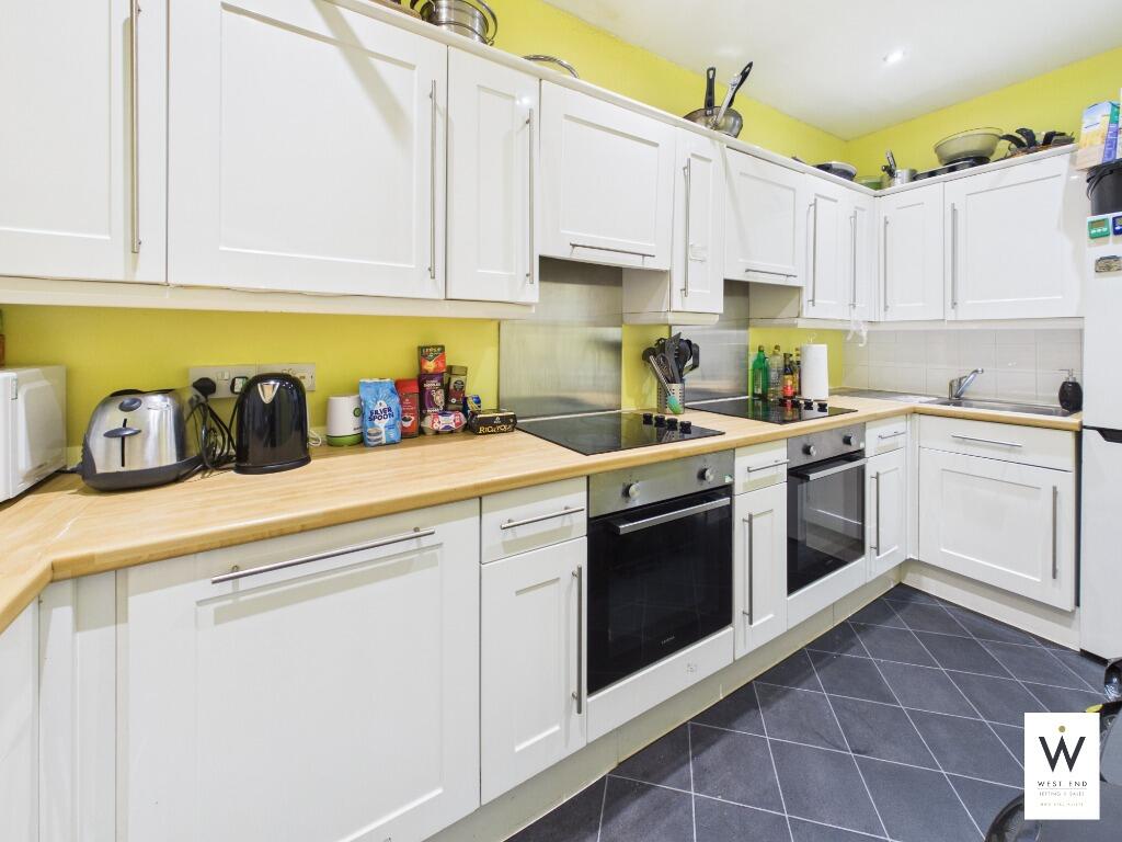 6 bedroom flat for rent