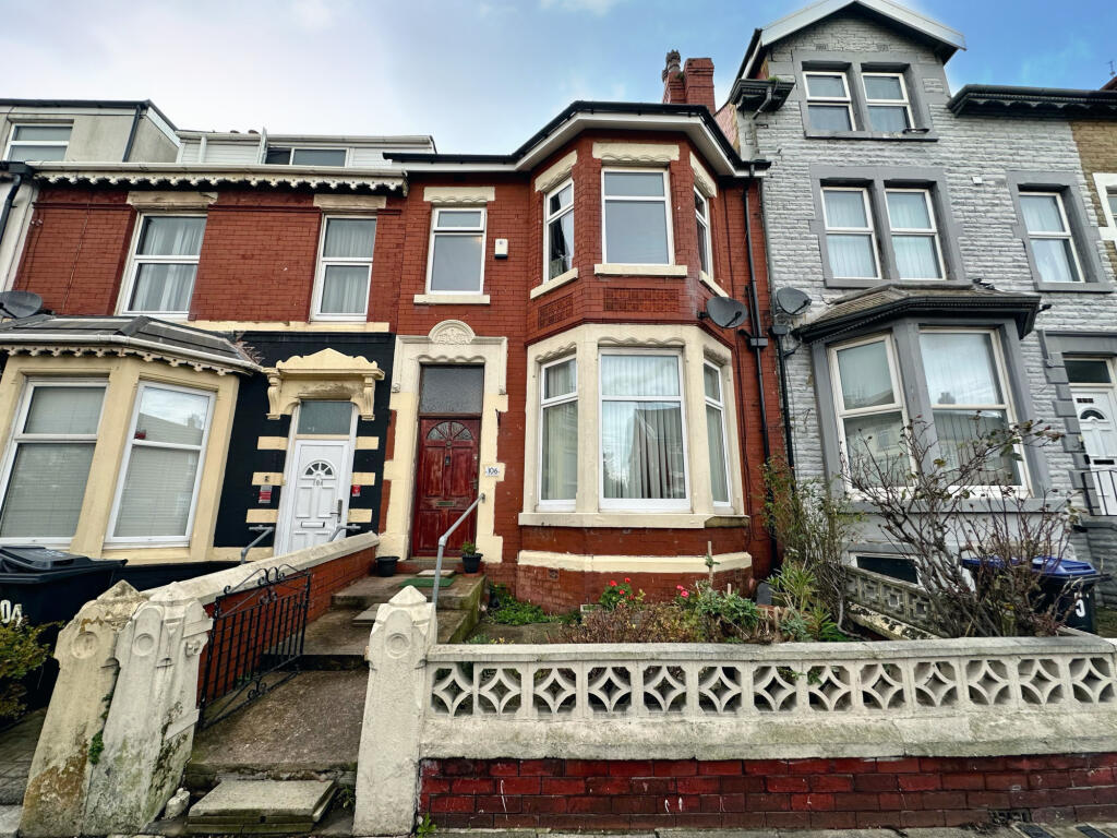 6-bed terraced on Palatine Road,  Blackpool, FY1, £115,000