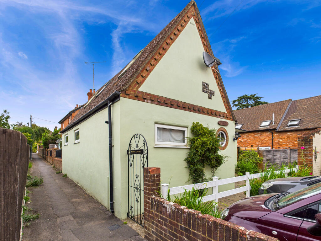 Main image of property: Station Road, Marlow, Buckinghamshire