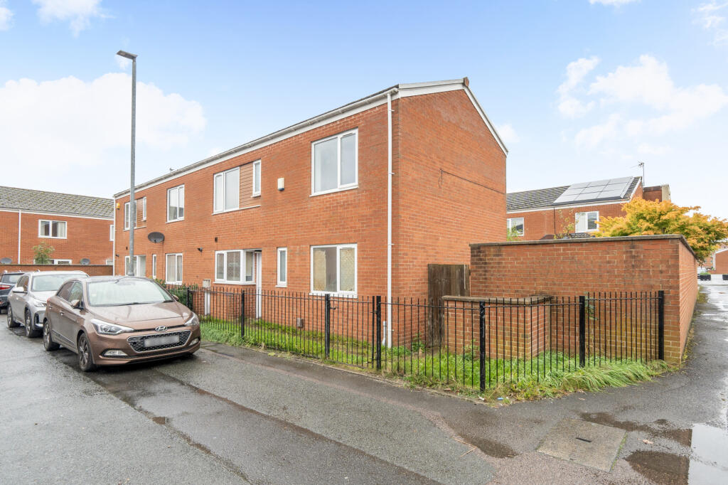 Main image of property: Bushmoor Walk, Manchester, M13